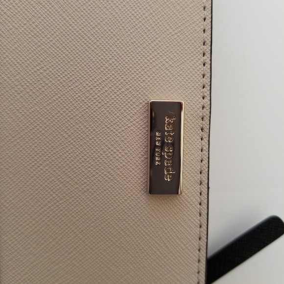 Kate Spade Wallet - Picture 4 of 4